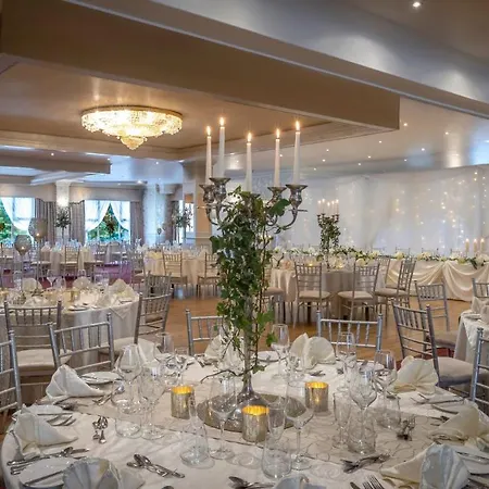 瀑布酒店及水疗中心 4* 恩尼斯泰蒙