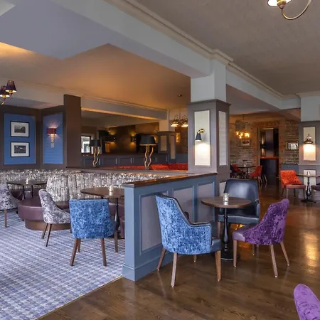 瀑布酒店及水疗中心 酒店 4*