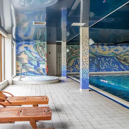 酒店 瀑布酒店及水疗中心 4*