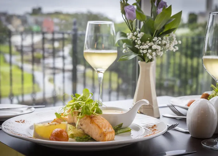 Falls & 4* Эннистимон